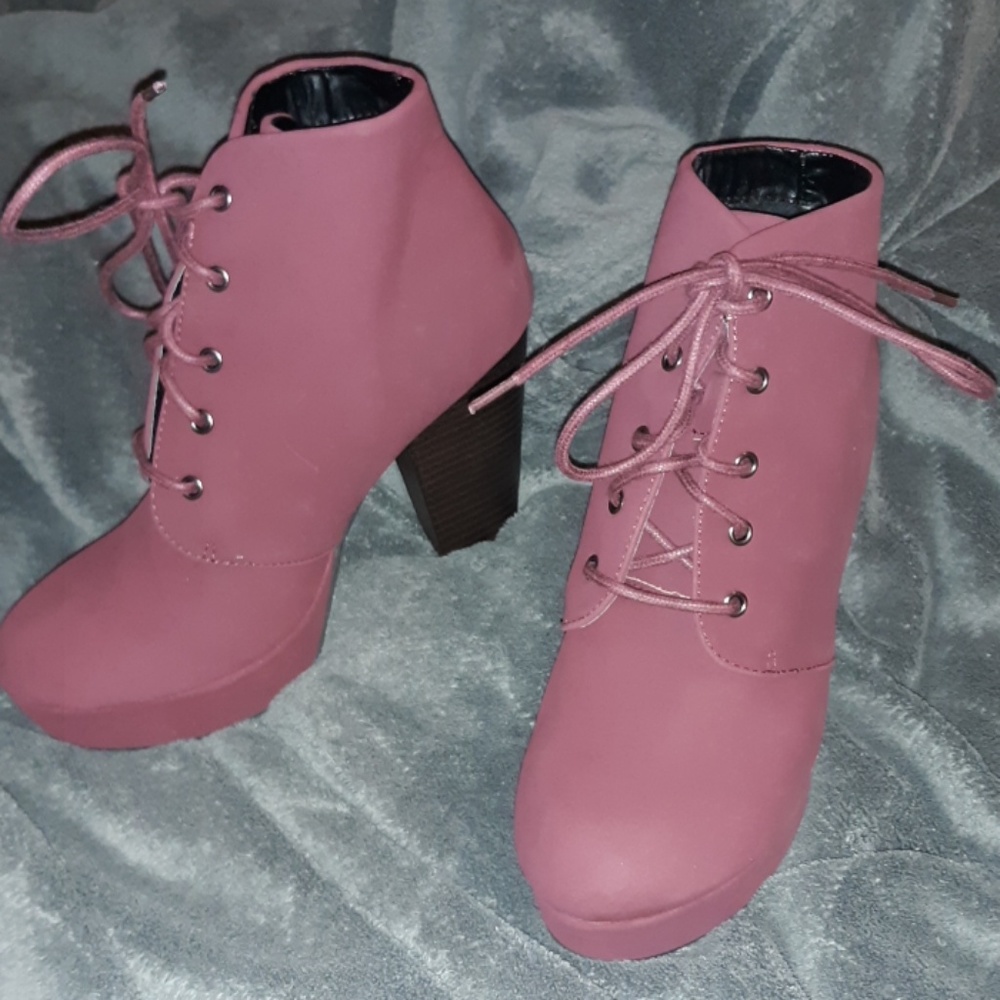 Healed booties